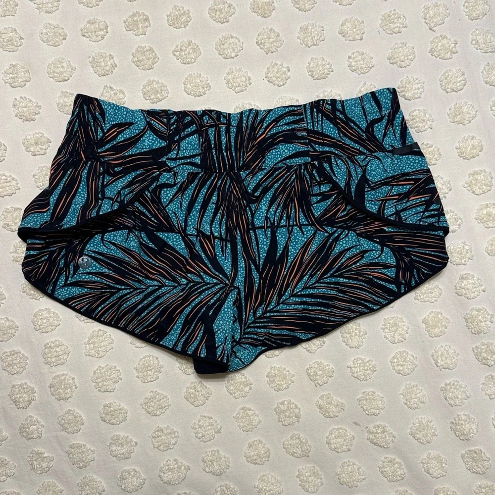 Lululemon Surf Short III Palms - Reversible - Picture 2 of 10